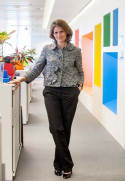 Fuencisla Clemares: “Amazon se ha convertido en un rival para Google"