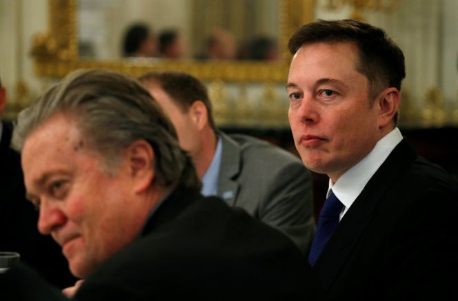 Elon Musk, fundador de Tesla y Space X, ha decidido participar en la acción judicial contra el veto migratorio de Donald Trump.