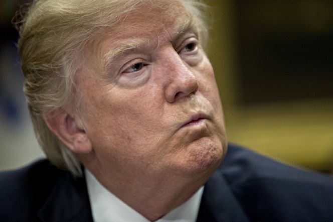 Fotografía de archivo del 7 de febrero de 2017 del presidente de EE.UU, Donald Trump. durante una reunión en el Salón Roosevelt de la Casa Blanca en Washington (EE.UU.).