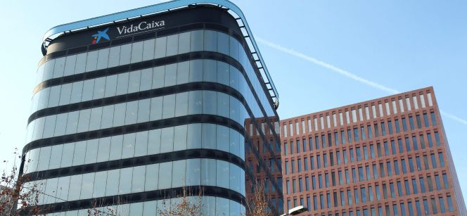 Vista de la sede en Barcelona de VidaCaixa-Adeslas, que con su venta Criteria (La Caixa). EFEArchivo