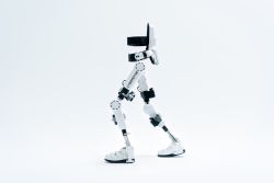 El revolucionario modelo de lafirma japonesa Cyberdryne se puede controlar con la mente.