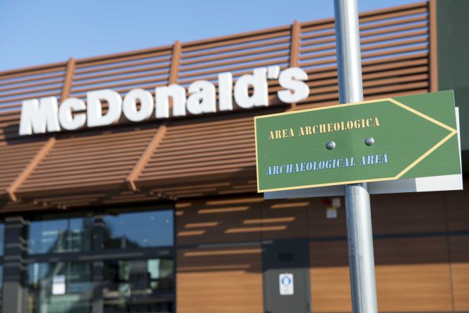 Restauramte de McDonald's en Italia.