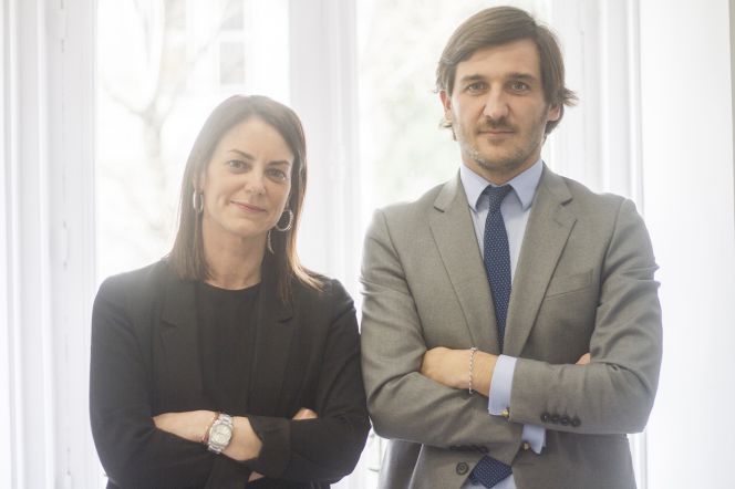 Sara Gutiérrez Campiña, fundadora de finReg, y Jorge Ferrer, socio de la firma.