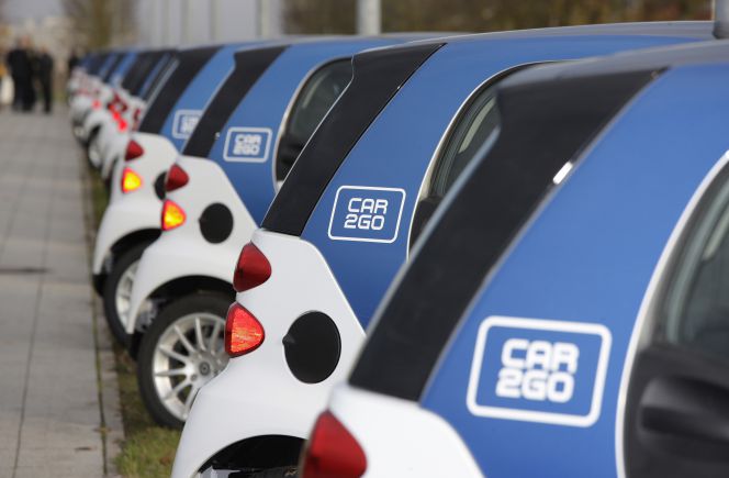 Vehículos de la compañía Car2Go, que ofrece servicios de carsharing en varias ciudades del mundo.