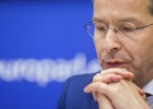 Dijsselbloem se tambalea tras sus ofensas al sur Dijsselbloem se tambalea tras sus ofensas al sur