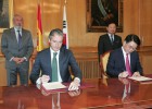 Fomento se alía con Corea al calor de su plan de obras Fomento se alía con Corea al calor de su plan de obras