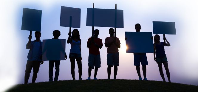 Derechos de huelga y derechos empresariales