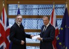 Londres exige a la UE un pacto comercial a la medida Londres exige a la UE un pacto comercial a la medida