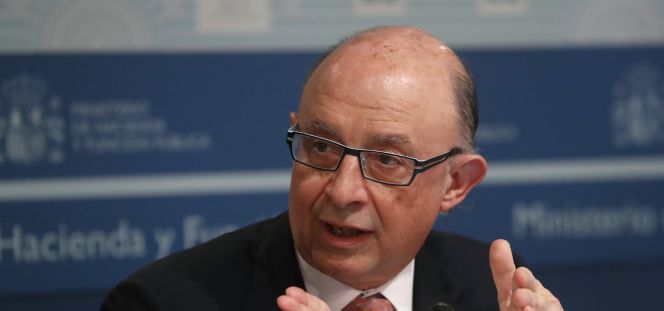 El ministro de Hacienda y Función Pública, Cristóbal Montoro, en rueda de prensa.