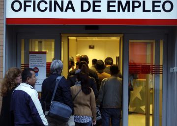 Los empleos estrella de marzo: camarero y albañil Los empleos estrella de marzo: camarero y albañil