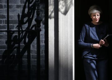 May convoca elecciones para blindar la irreversibilidad del 'brexit' May convoca elecciones para blindar la irreversibilidad del 'brexit'