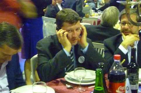 Theresa May descubre el peligro de chocar con Martin Selmayr