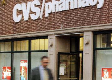 El miedo a a Amazon pone enfermas a las farmacias
