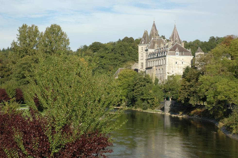 El castillo de Durbuy, del siglo XI, es uno de sus monumentos más conocidos