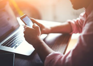 Facua pide a Empleo que retire los teléfonos 901 de ayuda a autónomos