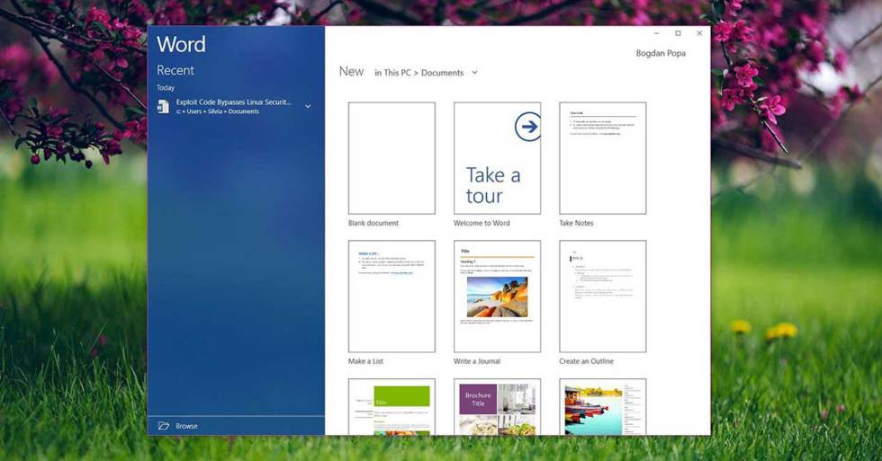 La transparencia en la ventana es la principal seña de identidad de este Fluent Design