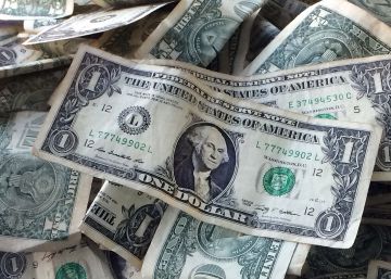 Billetes de un dólar.