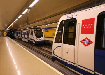 Metro de Madrid instalará más de 2.200 cargadores para dispositivos móviles
