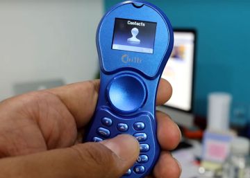 Este Fidget Spinner en realidad es un teléfono móvil y cuesta sólo 12€
