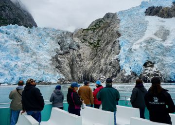 Crucero por los fiordos de la costa Kenai.
