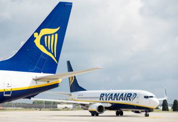 Ryanair busca pilotos para frenar su crisis en plena batalla con Norwegian