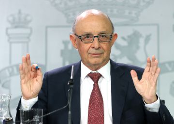 El ministro de Hacienda, Cristóbal Montoro, en una reciente comparecencia.