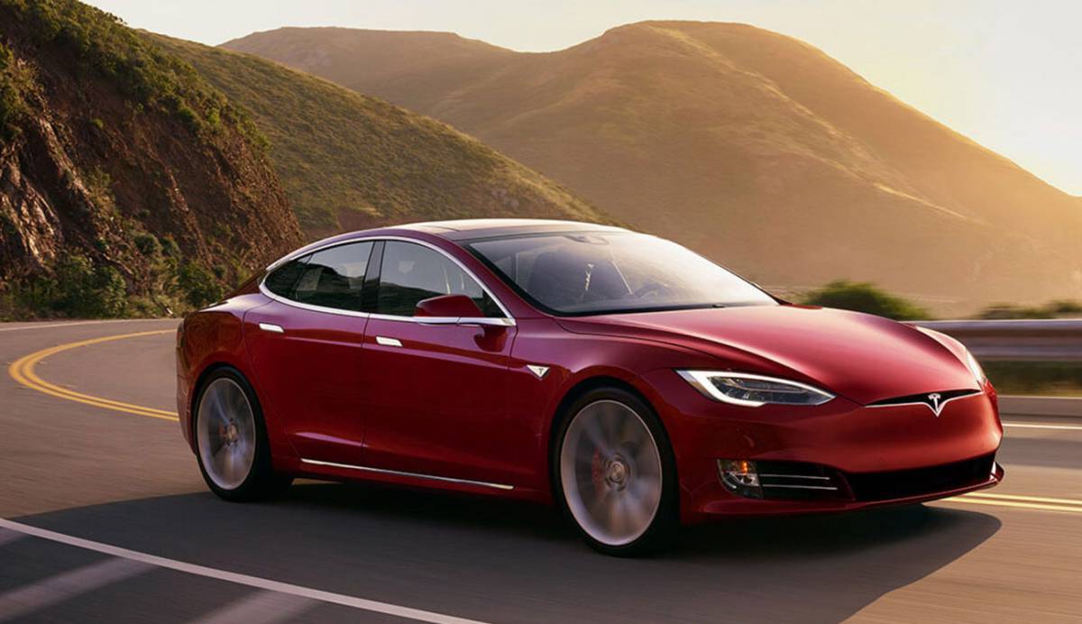Tesla descataloga la variante más económica del Model S
