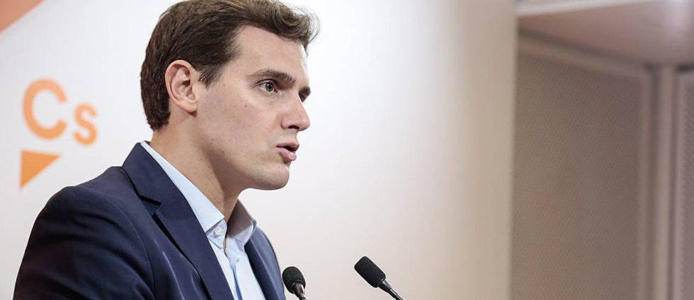 Rajoy convoca a los partidos constitucionalistas para buscar una salida al conflicto