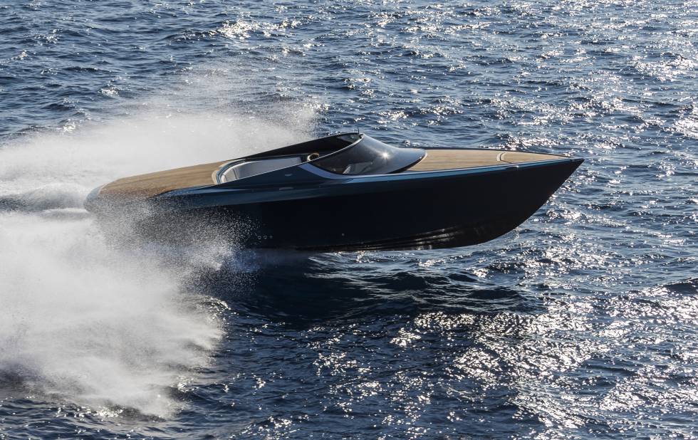 Barcos con nombre de coche