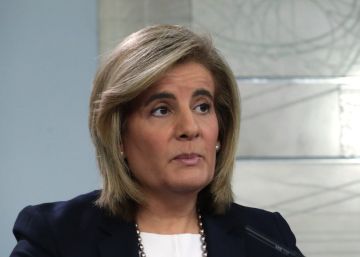 La ministra de Empleo Fátima Bañez, durante la rueda de prensa celebrada tras el Consejo de Ministros en el Palacio de La Moncloa.