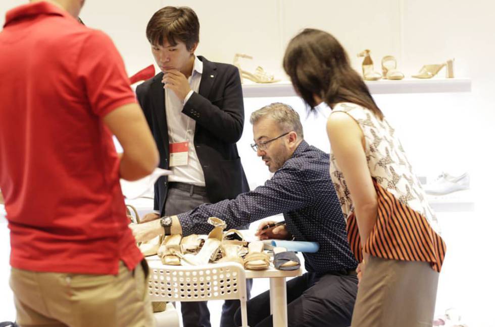 Feria de calzado en Japón