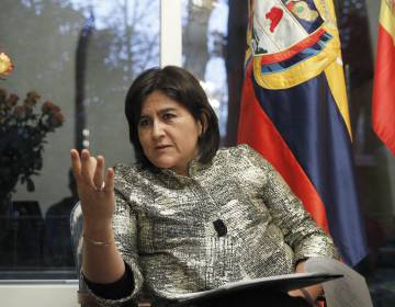 María Lorena Gutiérrez : “El futuro de Electricaribe depende del diálogo con Gas Natural”