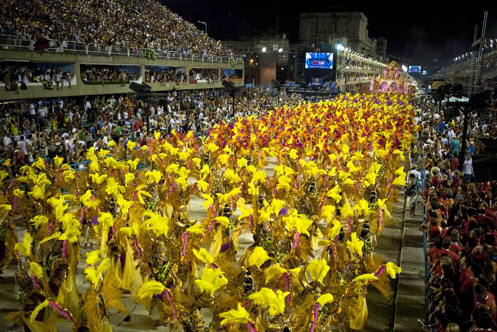 Elija máscara y disfraz, ¡estamos de carnaval!