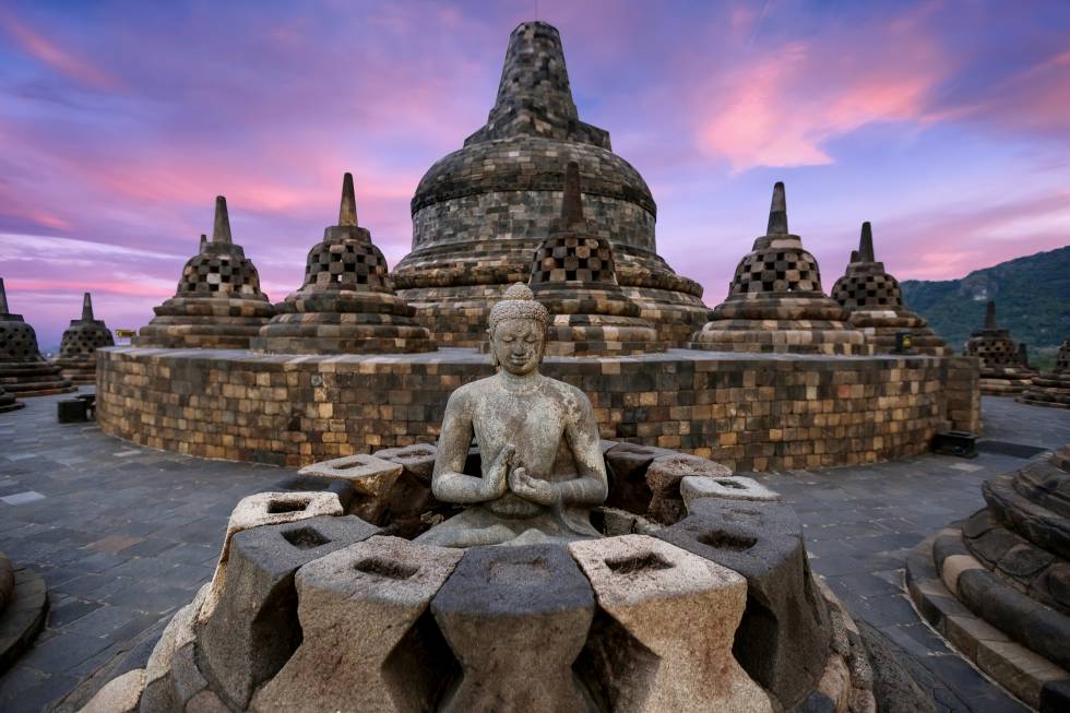 El templo budista de Borobudur, cerca de Yogyakarta