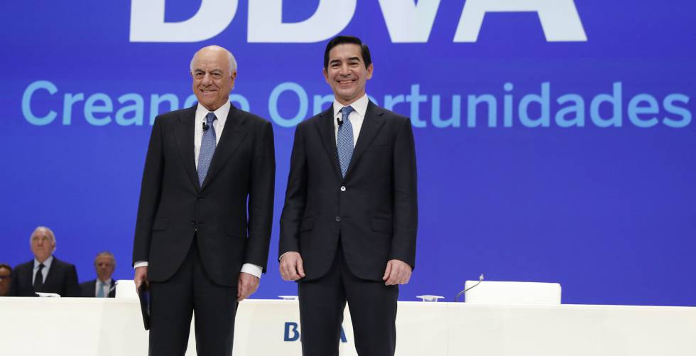 Críticas de los accionistas a la remuneración del consejo