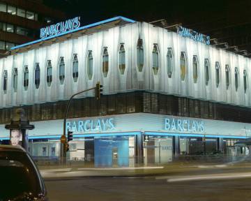 Banca extranjera