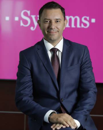 Osmar Polo: “T-Systems no descarta aún sacar la sede de Cataluña”