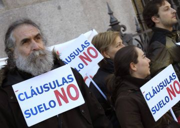 Los bancos no pagan las costas del juicio por 'suelo' si el cliente evitó la negociación