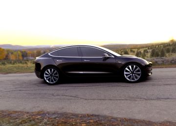 La electrónica del Tesla Model 3 es comparable a la de un caza F-35