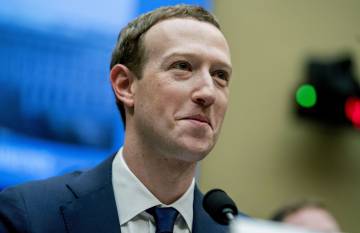 Zuckerberg aprovecha los cambios en la cúpula de Facebook para dar brillo al blockchain