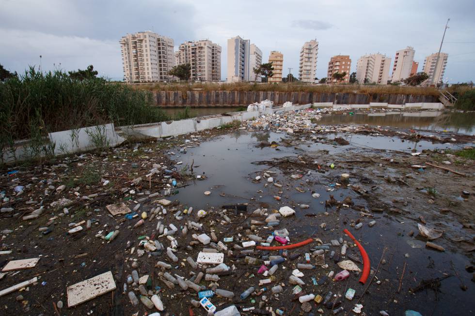 Por un planeta libre de la amenaza
del plástico