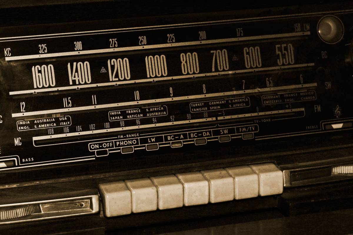 Accede a miles de emisoras de radio pulsando un solo botón en Chrome