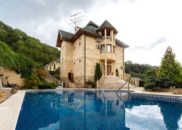 Castillo en venta en Sochi.
