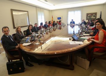 Imagen del primer Consejo de Ministros del Gobierno de Sánchez.