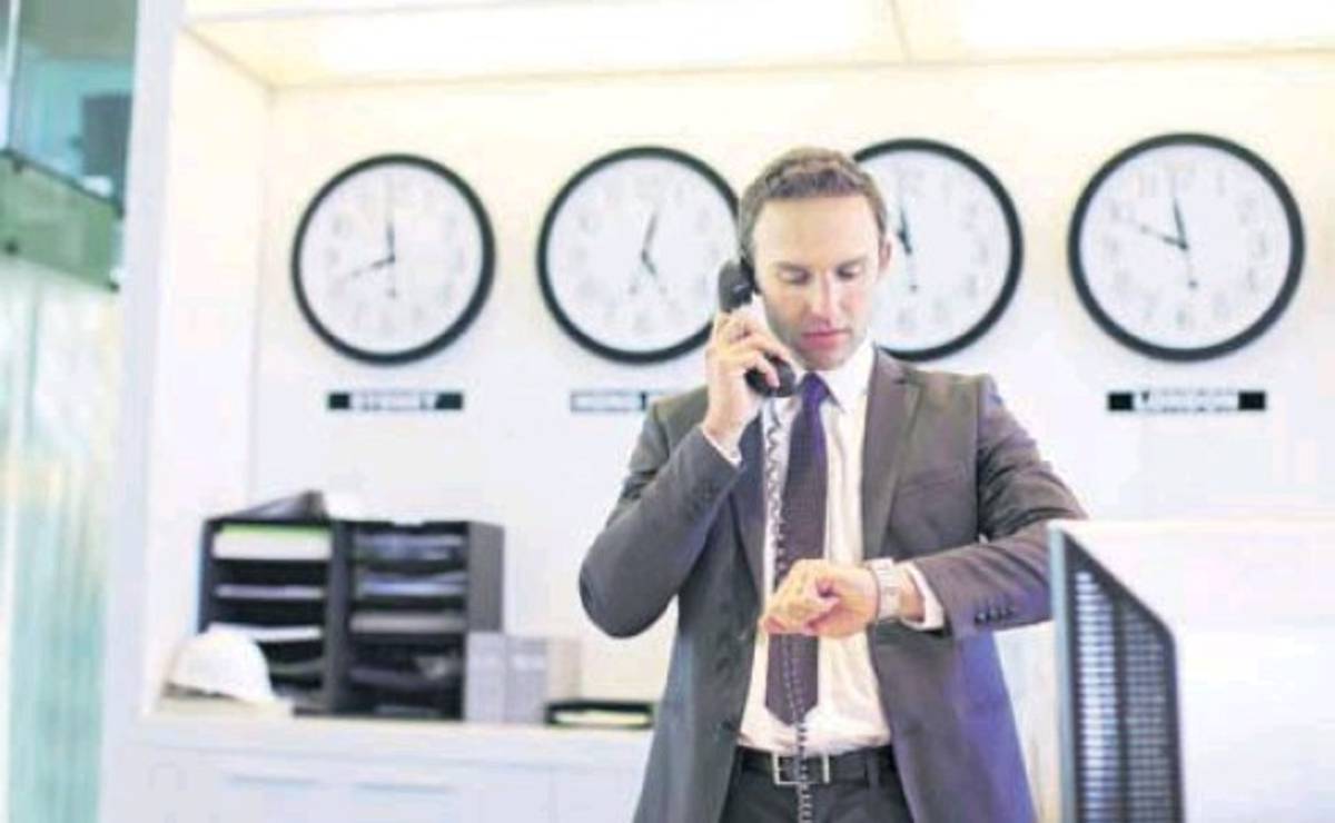 Declarado improcedente el despido por no informar de cómo se controla el horario