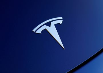 Se filtran nuevas imágenes del teléfono móvil de Tesla