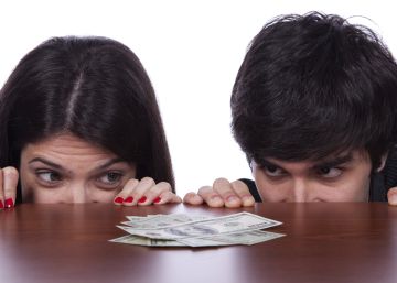 Créditos rápidos o cómo pedir 5.000 euros y tener que devolver casi el doble Créditos rápidos o cómo pedir 5.000 euros y tener que devolver casi el doble