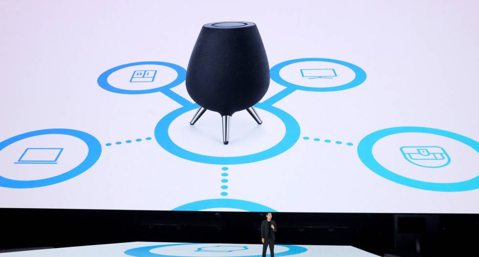 Altavoz inteligente presentado por Samsung.