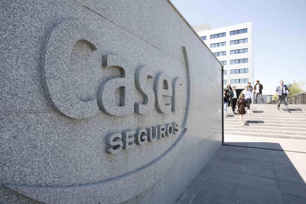 Las nueve empresas que sobrevuelan la Bolsa española