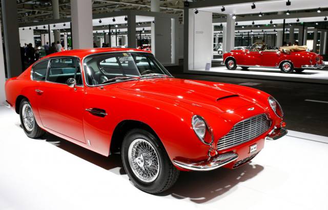 La OPV de Aston Martin debe reducir la velocidad